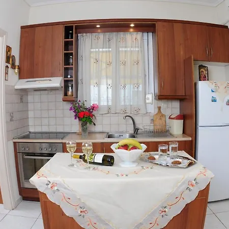 Apartamento Effie's House - 1 Bedroom With Garden